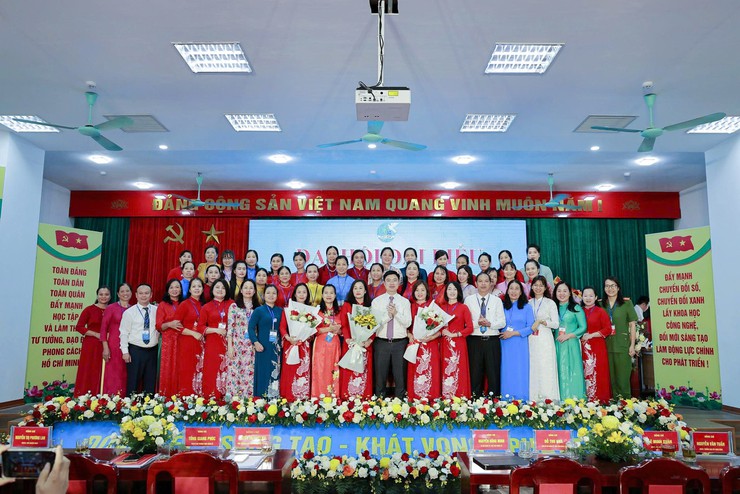 ĐẠI HỘI ĐẠI BIỂU HỘI LHPN XÃ ĐA PHÚC LẦN THỨ I, NHIỆM KỲ 2025-2030 THÀNH CÔNG TỐT ĐẸP- Ảnh 18.
