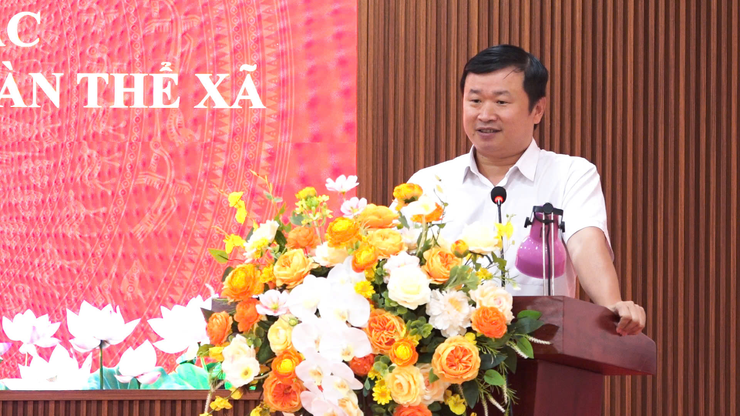 HỘI NGHỊ GIAO BAN CÔNG TÁC ĐẢNG, CHÍNH QUYỀN VÀ ĐOÀN THỂ QUÝ III NĂM 2025- Ảnh 12.