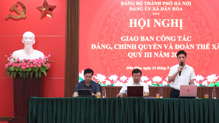 HỘI NGHỊ GIAO BAN CÔNG TÁC ĐẢNG, CHÍNH QUYỀN VÀ ĐOÀN THỂ QUÝ III NĂM 2025- Ảnh 9.
