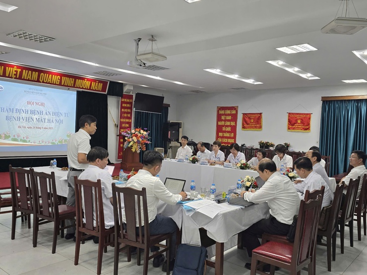 Bệnh viện Mắt Hà Nội thẩm định bệnh án điện tử góp phần nâng cao chất lượng quản lý, khám chữa bệnh- Ảnh 3.