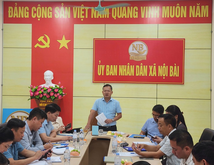THƯỜNG TRỰC ĐẢNG ỦY XÃ LÀM VIỆC VỚI PHÒNG VĂN HÓA - XÃ HỘI VÀ TRUNG TÂM VH-TT&TT XÃ NỘI BÀI- Ảnh 2.