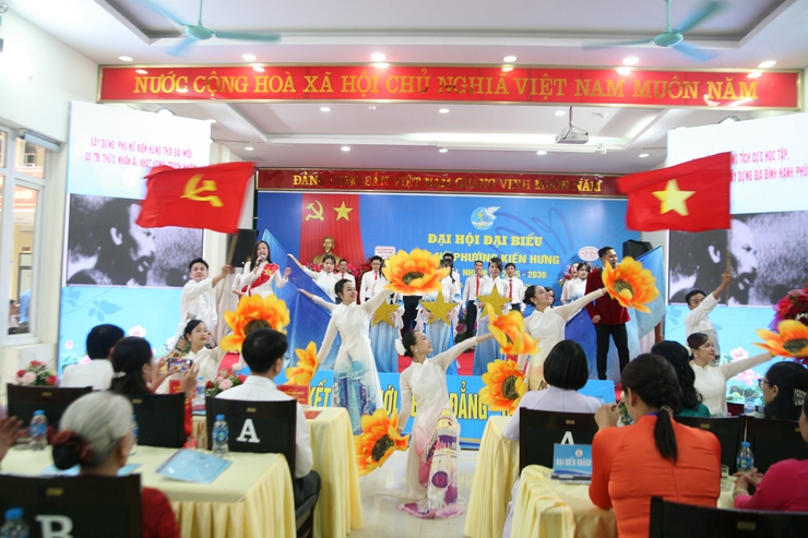 Đại hội đại biểu phụ nữ phường Kiến Hưng lần thứ 1, nhiệm kỳ 2025-2030- Ảnh 9.