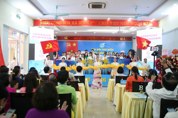 Đại hội đại biểu phụ nữ phường Kiến Hưng lần thứ 1, nhiệm kỳ 2025-2030- Ảnh 11.
