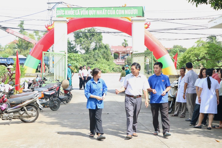 Xã Tiến Thắng: Đẩy mạnh công tác khám sức khỏe toàn dân, lan tỏa tinh thần vì sức khỏe cộng đồng- Ảnh 5.
