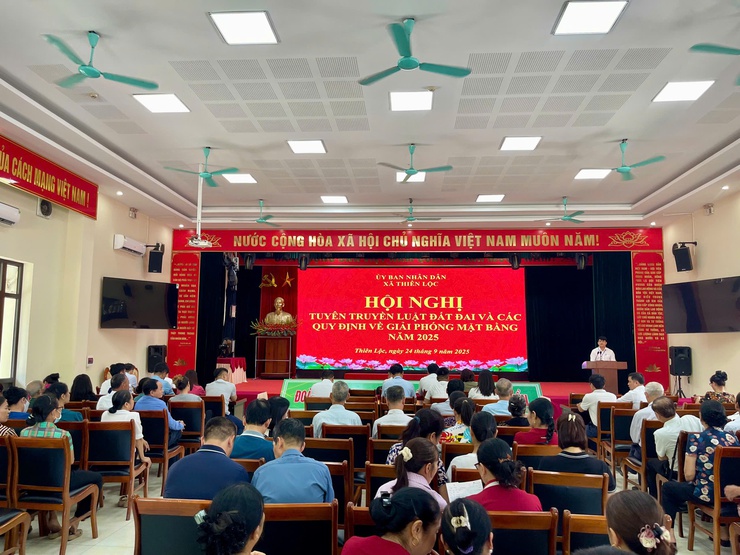 Xã Thiên Lộc tổ chức Hội nghị tuyên truyền Luật Đất đai năm 2024 và các quy định về giải phóng mặt bằng- Ảnh 1.