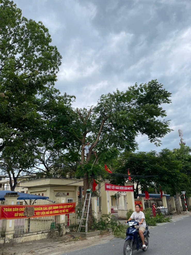 Trường THCS Mỹ Hưng chủ động ứng phó Bão số 9- Ảnh 1.