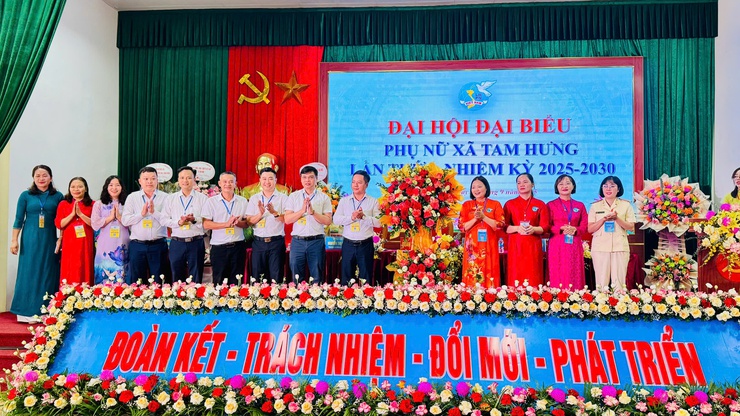 PHÁT HUY TRUYỀN THỐNG BẢN LĨNH, TRÍ TUỆ, KHÁT VỌNG VƯƠN LÊN TRONG KỶ NGUYÊN MỚI- Ảnh 4.