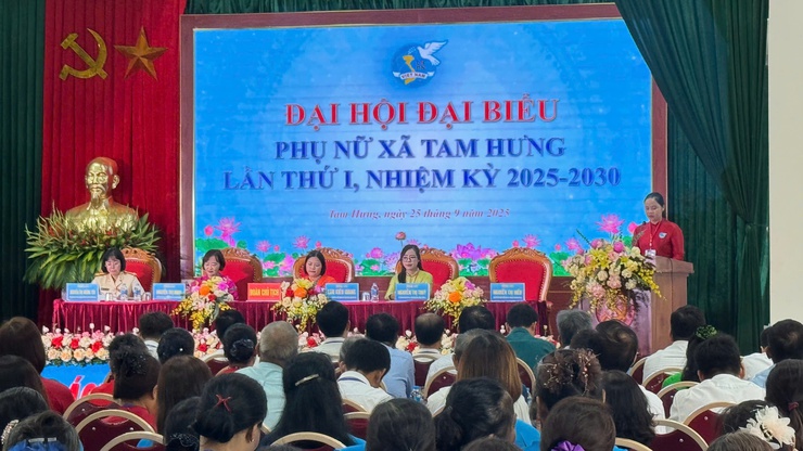 PHÁT HUY TRUYỀN THỐNG BẢN LĨNH, TRÍ TUỆ, KHÁT VỌNG VƯƠN LÊN TRONG KỶ NGUYÊN MỚI- Ảnh 9.