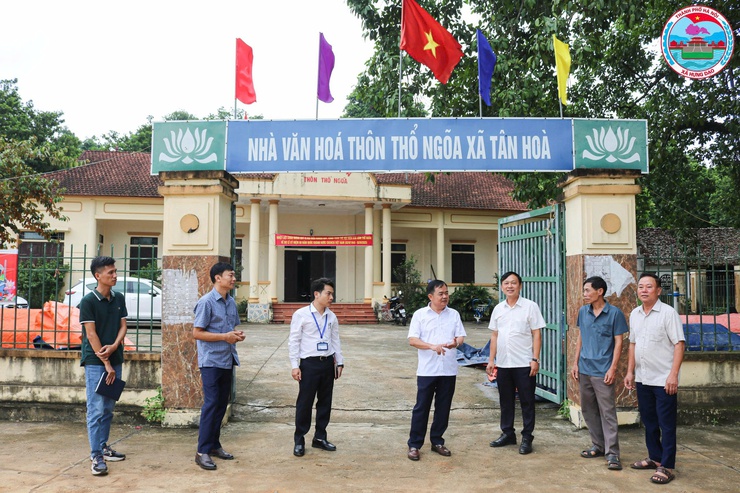 CHỦ TỊCH UBND XÃ HƯNG ĐẠO KIỂM TRA CÔNG TÁC BẢO VỆ MÔI TRƯỜNG TẠI LÀNG NGHỀ THÔN 12- Ảnh 1.