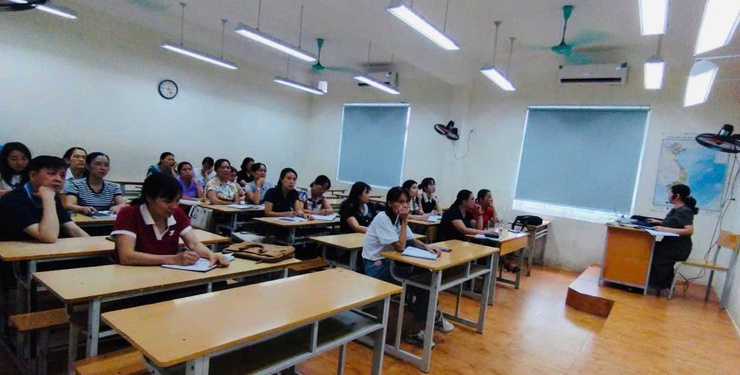 Tam Hưng tổ chức hội nghị tập huấn giáo vụ cấp THCS năm học 2025-2026: Đổi mới từ cơ sở, lan tỏa đến từng lớp học- Ảnh 7.