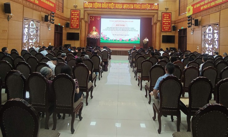 Tây Hồ triển khai thu thuế đất phi nông nghiệp 2025 và Chiến dịch làm giàu, làm sạch cơ sở dữ liệu quốc gia về đất đai trên địa bàn phường - Ảnh 1.