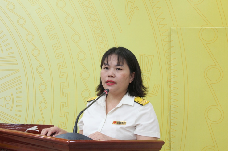 Hội nghị tập huấn hướng dẫn cài đặt và nộp thuế qua ứng dụng eTax Mobile trên địa bàn xã Thạch Thất năm 2025- Ảnh 2.