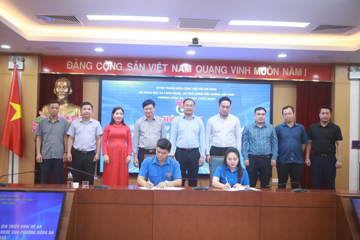 Đoàn Thanh niên Bộ Khoa học Công nghệ, HV Bưu chính viễn thông VN, trường ĐH Công đoàn tham gia đóng góp Đề án Chuyển đổi số, ứng dụng khoa học công nghệ phường Đống Đa giai đoạn 2025 - 2030 và ký kết chương trình phối hợp Đoàn TN- Ảnh 6.