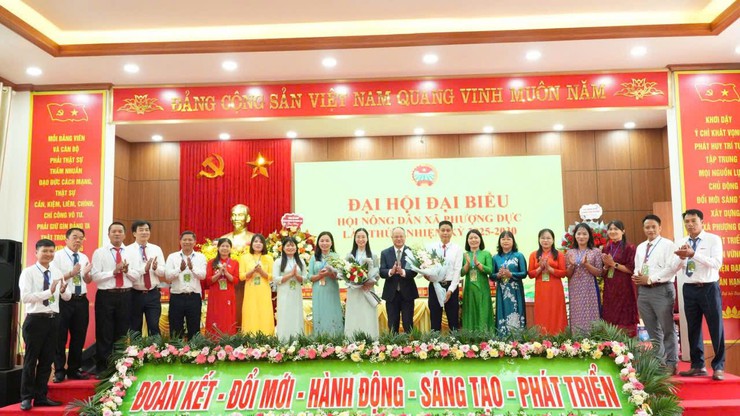 ĐẠI HỘI ĐẠI BIỂU HỘI NÔNG DÂN XÃ PHƯỢNG DỰC LẦN THỨ I, NHIỆM KỲ 2025-2030: "ĐOÀN KẾT - ĐỔI MỚI - HÀNH ĐỘNG - SÁNG TẠO - PHÁT TRIỂN"- Ảnh 3.