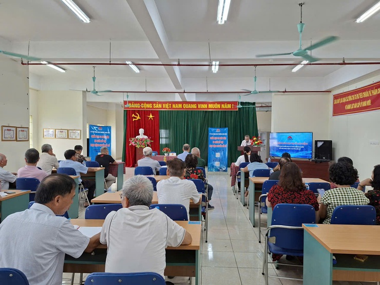 Phường Long Biên: Cải cách hành chính quý III/2025 
- Từ chuyển biến kỹ thuật đến thay đổi văn hóa phục vụ- Ảnh 4.