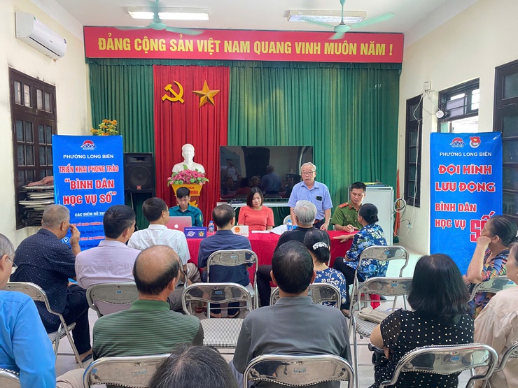Phường Long Biên: Cải cách hành chính quý III/2025 
- Từ chuyển biến kỹ thuật đến thay đổi văn hóa phục vụ- Ảnh 5.