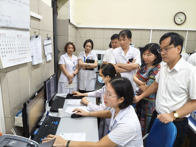 BVĐK Thanh Trì thẩm định hồ sơ bệnh án điện tử góp phần nâng cao chất lượng quản lý, khám chữa bệnh- Ảnh 2.