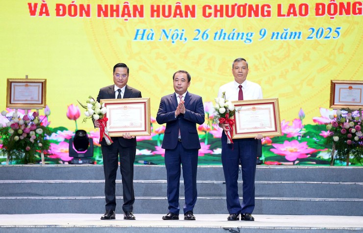 Hà Nội chính thức hoàn thành nhiệm vụ xây dựng Nông thôn mới và vinh dự đón nhận Huân chương Lao động hạng Nhất- Ảnh 7.
