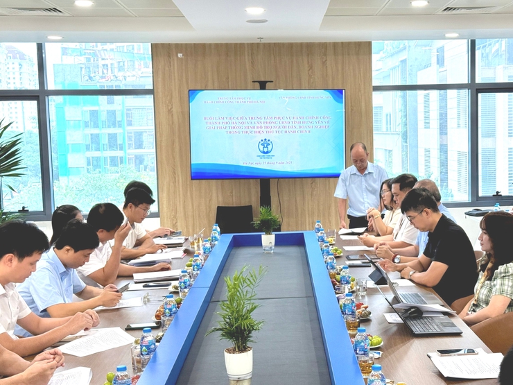 Hà Nội chia sẻ giải pháp số với Hưng Yên: Tăng tốc cải cách thủ tục hành chính- Ảnh 1.