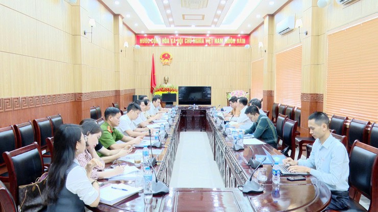 Sở dân tộc và tôn giáo thành phố HN làm việc tại xã Suối Hai- Ảnh 1.