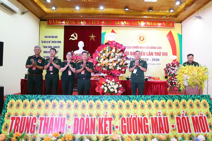 HỘI CỰU CHIẾN BINH XÃ HỒNG VÂN TỔ CHỨC THÀNH CÔNG ĐẠI HỘI ĐẠI BIỂU LẦN THỨ VIII NHIỆM KỲ 2025- 2030- Ảnh 1.