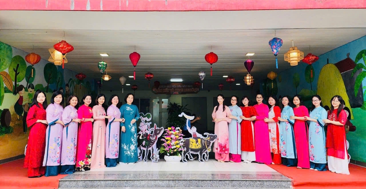 Trường Tiểu học Long Biên ra mắt mô hình “Không gian Văn hóa Dân gian - Gắn kết và Khơi nguồn”- Ảnh 8.