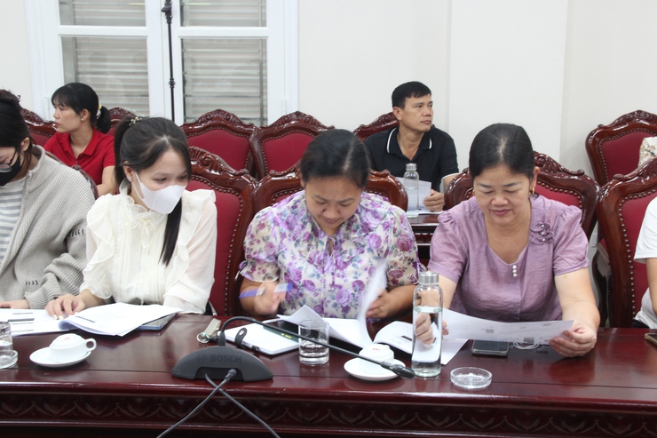 Hội nghị tập huấn hướng dẫn cài đặt và nộp thuế qua ứng dụng eTax Mobile trên địa bàn xã Thạch Thất năm 2025- Ảnh 19.