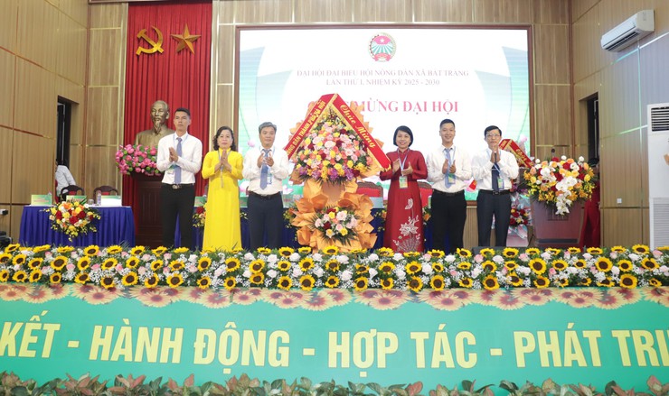 Nông dân xã Bát Tràng: Tiên phong, đi đầu trong các hoạt động, phong trào- Ảnh 2.