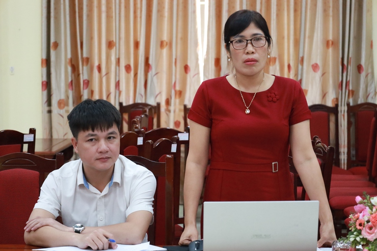 UBND xã Minh Châu tổ chức họp phiên toàn thể đánh giá kết quả triển khai nhiệm vụ phát triển kinh tế - xã hội tháng 9, triển khai nhiệm vụ tháng 10/2025.- Ảnh 5.