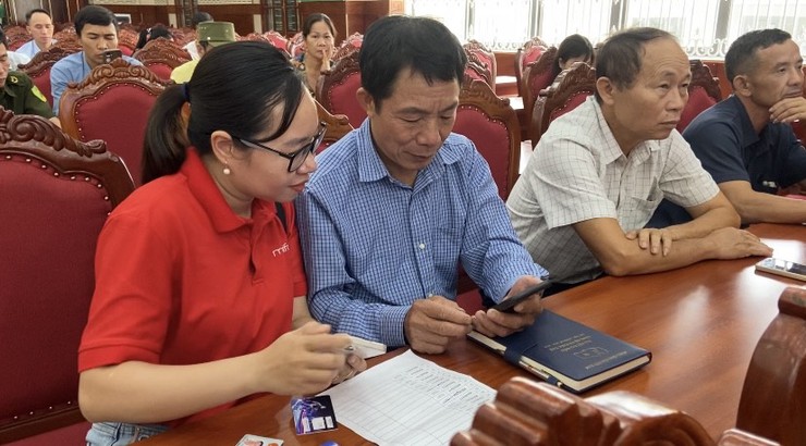 Phúc Thọ đẩy mạnh chuyển đổi số, tập huấn chuyên sâu dịch vụ công trực tuyến- Ảnh 3.