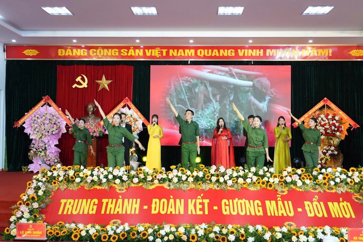 ĐẠI HỘI ĐẠI BIỂU HỘI CỰU CHIẾN BINH XÃ BA VÌ LẦN THỨ VIII, NHIỆM KỲ 2025 – 2030 THÀNH CÔNG TỐT ĐẸP- Ảnh 4.