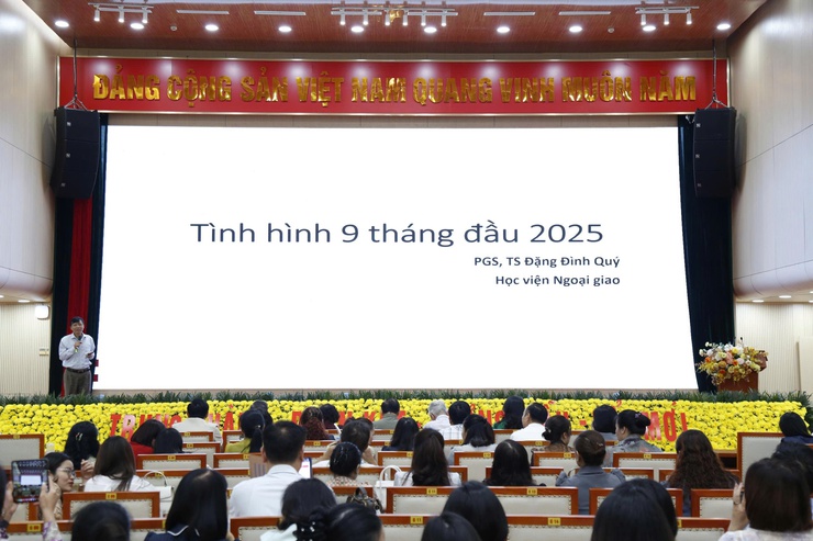 Hội nghị thông tin về tình hình thế giới, trong nước 9 tháng đầu năm 2025- Ảnh 2.