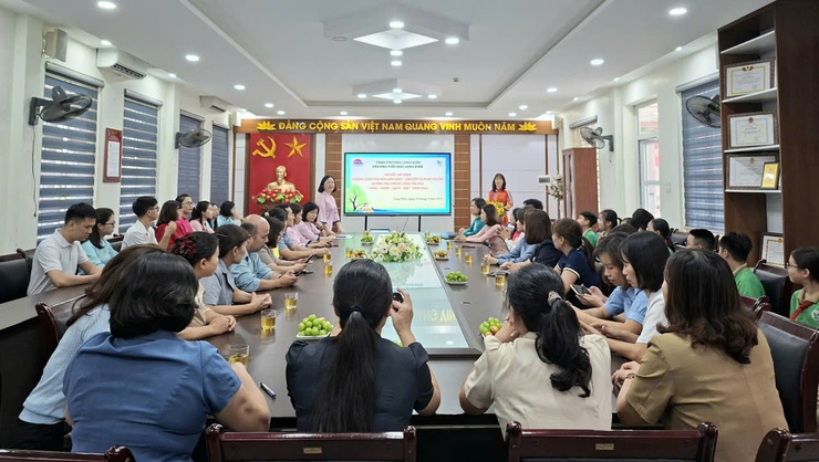 Trường Tiểu học Long Biên ra mắt mô hình “Không gian Văn hóa Dân gian - Gắn kết và Khơi nguồn”- Ảnh 1.