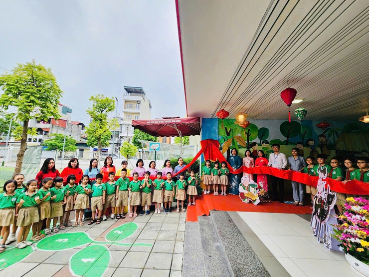 Trường Tiểu học Long Biên ra mắt mô hình “Không gian Văn hóa Dân gian - Gắn kết và Khơi nguồn”- Ảnh 7.