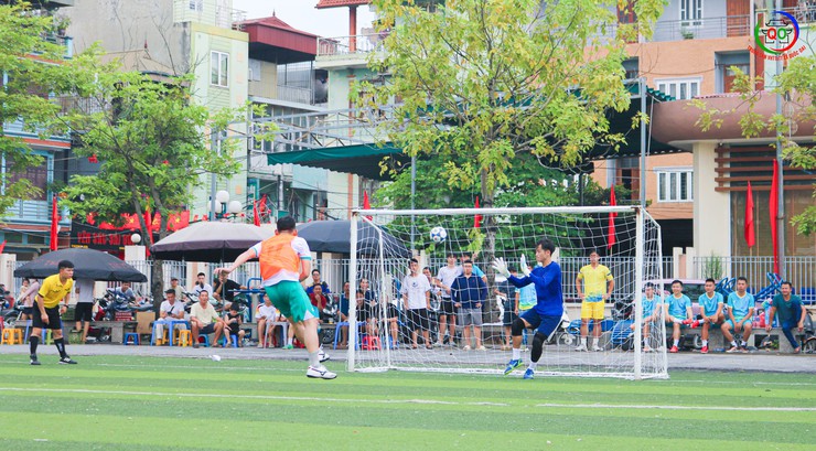 Khởi tranh Giải bóng đá nam Đại hội Thể dục thể thao xã Quốc Oai lần thứ I năm 2025- Ảnh 15.