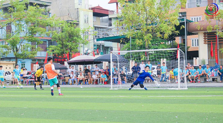 Khởi tranh Giải bóng đá nam Đại hội Thể dục thể thao xã Quốc Oai lần thứ I năm 2025- Ảnh 19.