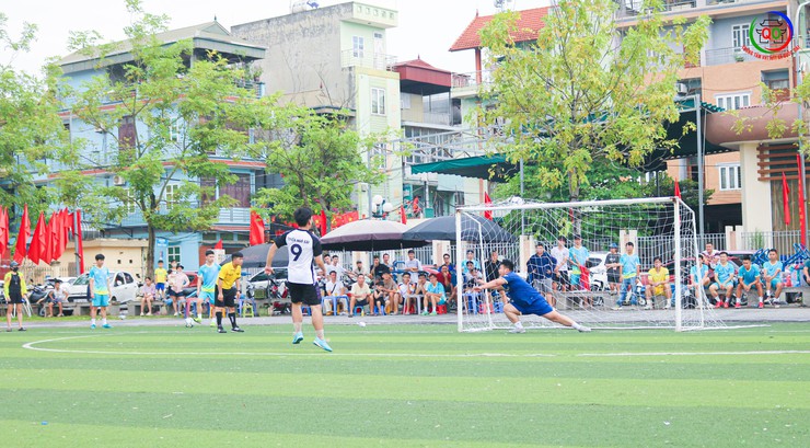 Khởi tranh Giải bóng đá nam Đại hội Thể dục thể thao xã Quốc Oai lần thứ I năm 2025- Ảnh 20.