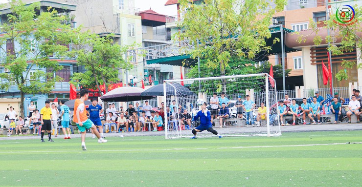 Khởi tranh Giải bóng đá nam Đại hội Thể dục thể thao xã Quốc Oai lần thứ I năm 2025- Ảnh 23.