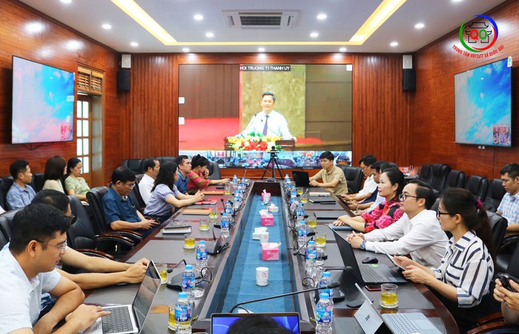 Hà Nội: Tập huấn chuyên môn, nghiệp vụ công tác xây dựng Đảng, quản lý nhà nước, MTTQ và các đoàn thể cho 373 lãnh đạo xã, phường- Ảnh 3.