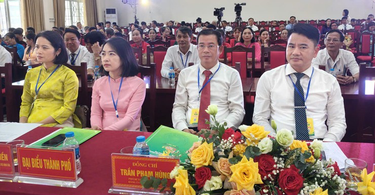 Đồng chí Nguyễn Văn Cường tiếp tục được chỉ định làm Chủ tịch Hội Nông dân xã Đoài Phương lần thứ I, nhiệm kỳ 2025–2030- Ảnh 4.