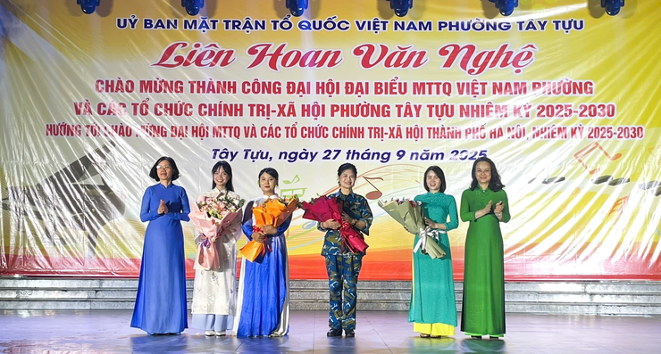 Liên hoan Văn nghệ văn nghệ với chủ đề “Giai điệu kết đoàn”- Ảnh 1.