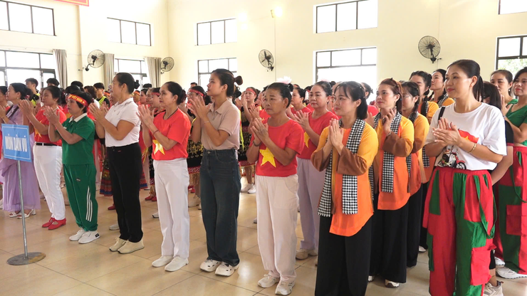 THÀNH CÔNG GIẢI THI ĐẤU CÁC MÔN BÓNG CHUYỀN DA, KÉO CO, DÂN VŨ THỂ THAO - Ảnh 4.