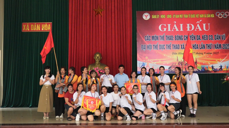 THÀNH CÔNG GIẢI THI ĐẤU CÁC MÔN BÓNG CHUYỀN DA, KÉO CO, DÂN VŨ THỂ THAO - Ảnh 18.