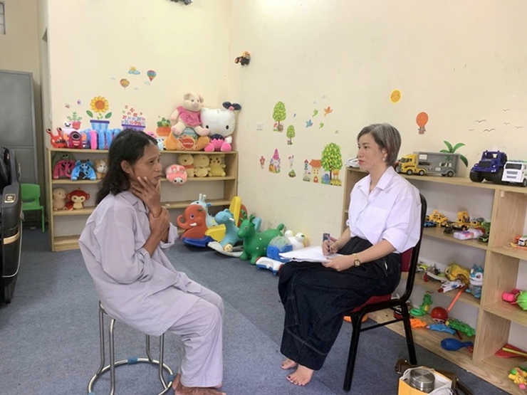 Tổ chức tư vấn, tham vấn cho đối tượng lang thang đang được chăm sóc, nuôi dưỡng tại Trung tâm Công tác xã hội và Quỹ Bảo trợ trẻ em Hà Nội- Ảnh 1.