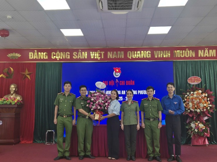 Đại hội Chi đoàn Công an phường Phương Liệt: thể hiện tinh thần xung kích, sáng tạo, bản lĩnh, nhân văn, vì Nhân dân phục vụ- Ảnh 1.