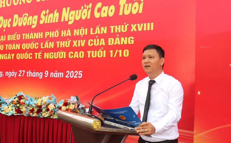 Hơn 200 người cao tuổi xã Bát Tràng tham gia đồng diễn thể dục dưỡng sinh- Ảnh 2.