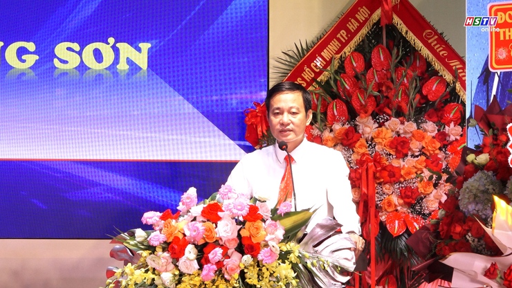 Tuổi trẻ Hương Sơn phát huy sức trẻ xây dựng quê hương phát triển trong kỷ nguyên mới- Ảnh 2.