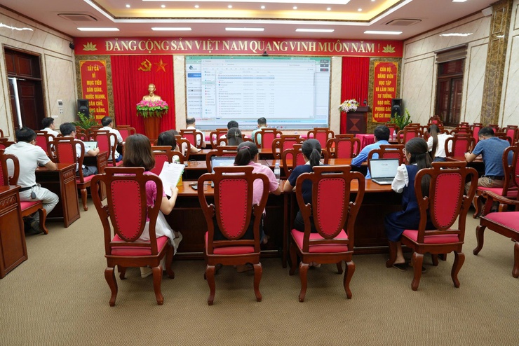 Tập huấn chuyên môn, nghiệp vụ công tác xây dựng Đảng, quản lý Nhà nước, MTTQ và các đoàn thể cho lãnh đạo xã, phường- Ảnh 1.