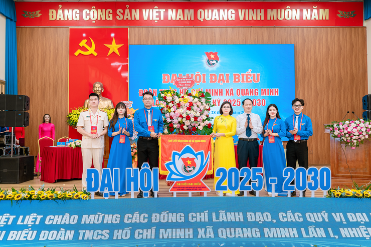 Đại hội đại biểu Đoàn Thanh niên xã Quang Minh lần thứ I, nhiệm kỳ 2025 – 2030: "Đoàn kết - Sáng tạo - Tiên phong - Đột phá - Phát triển"- Ảnh 4.