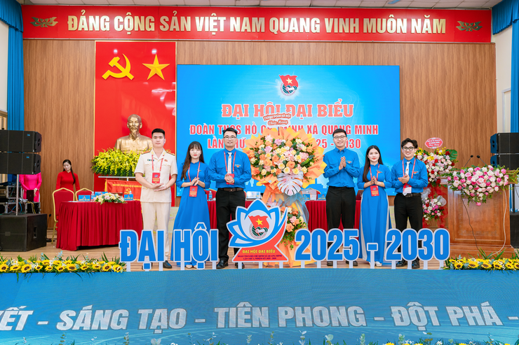 Đại hội đại biểu Đoàn Thanh niên xã Quang Minh lần thứ I, nhiệm kỳ 2025 – 2030: "Đoàn kết - Sáng tạo - Tiên phong - Đột phá - Phát triển"- Ảnh 3.